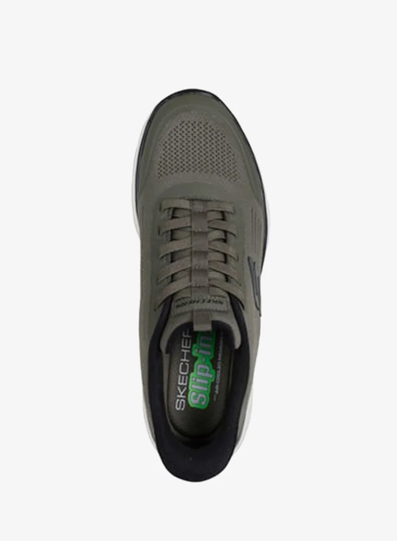 SKECHERS Summits